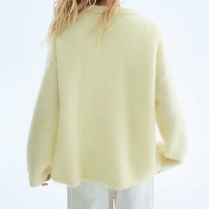 NWT Mohair Wool Blend Sweater in Yellow